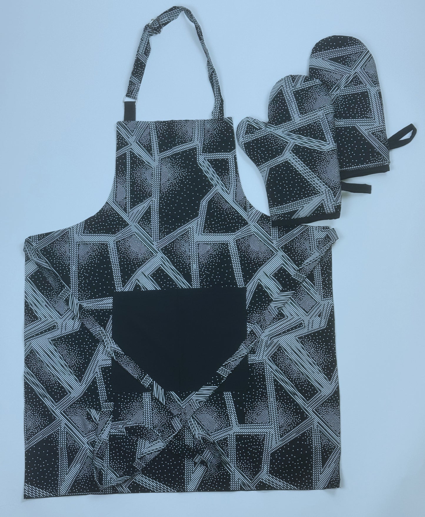 Kitchen Apron ( Black & White )