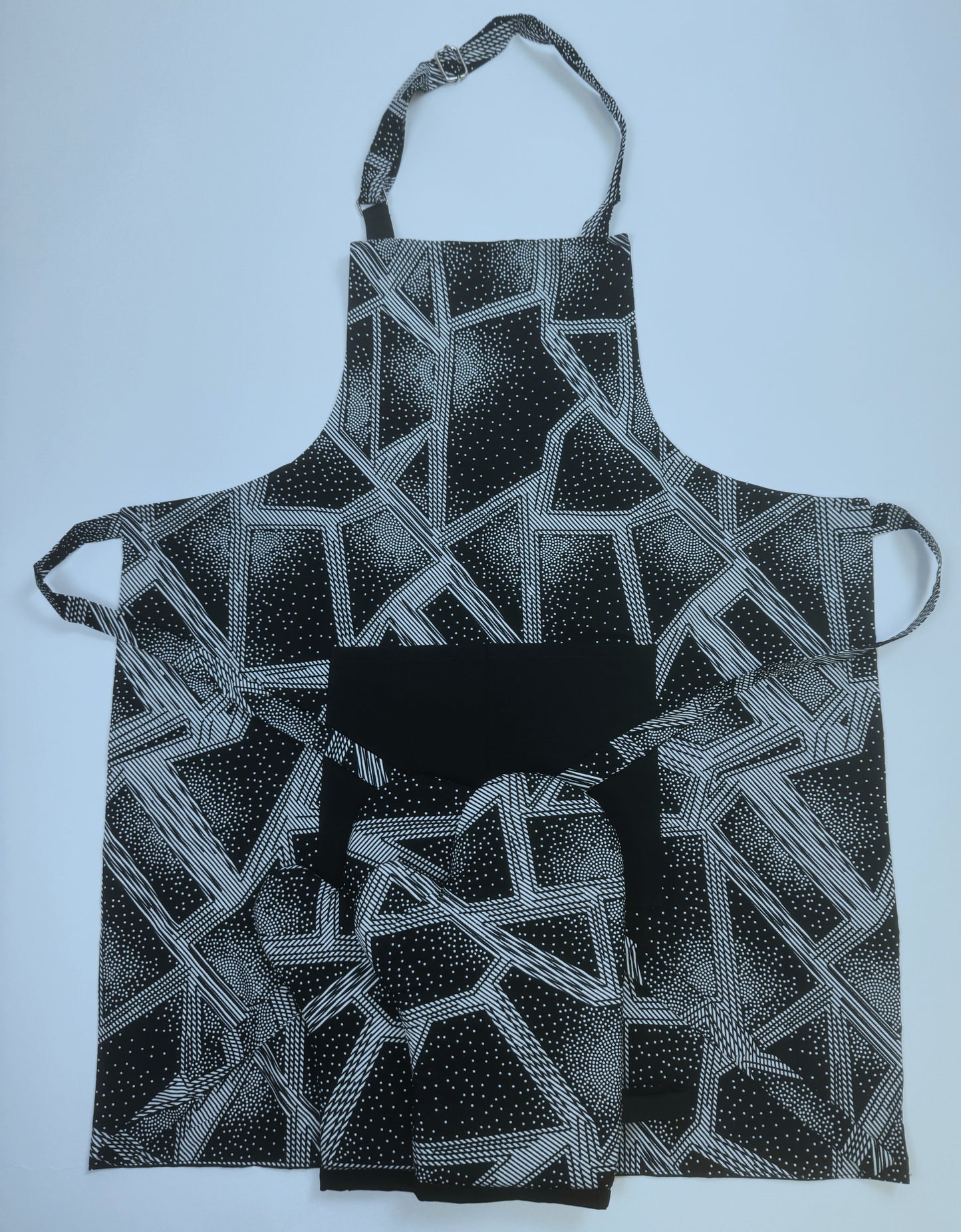 Kitchen Apron ( Black & White )