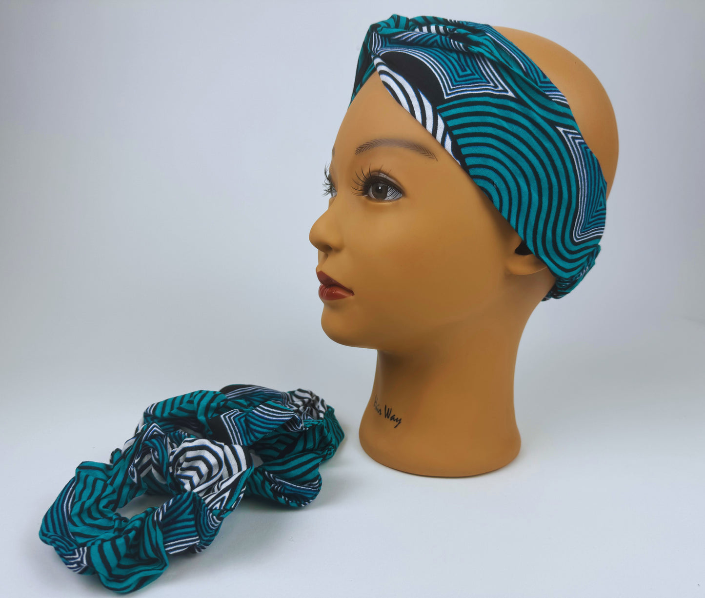 Afro Scrunchies blue tinga tinga