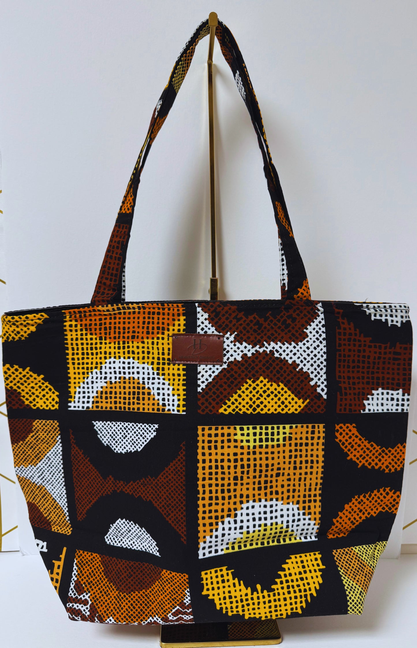 Afro Tote Handbags (Multicolor Brown)