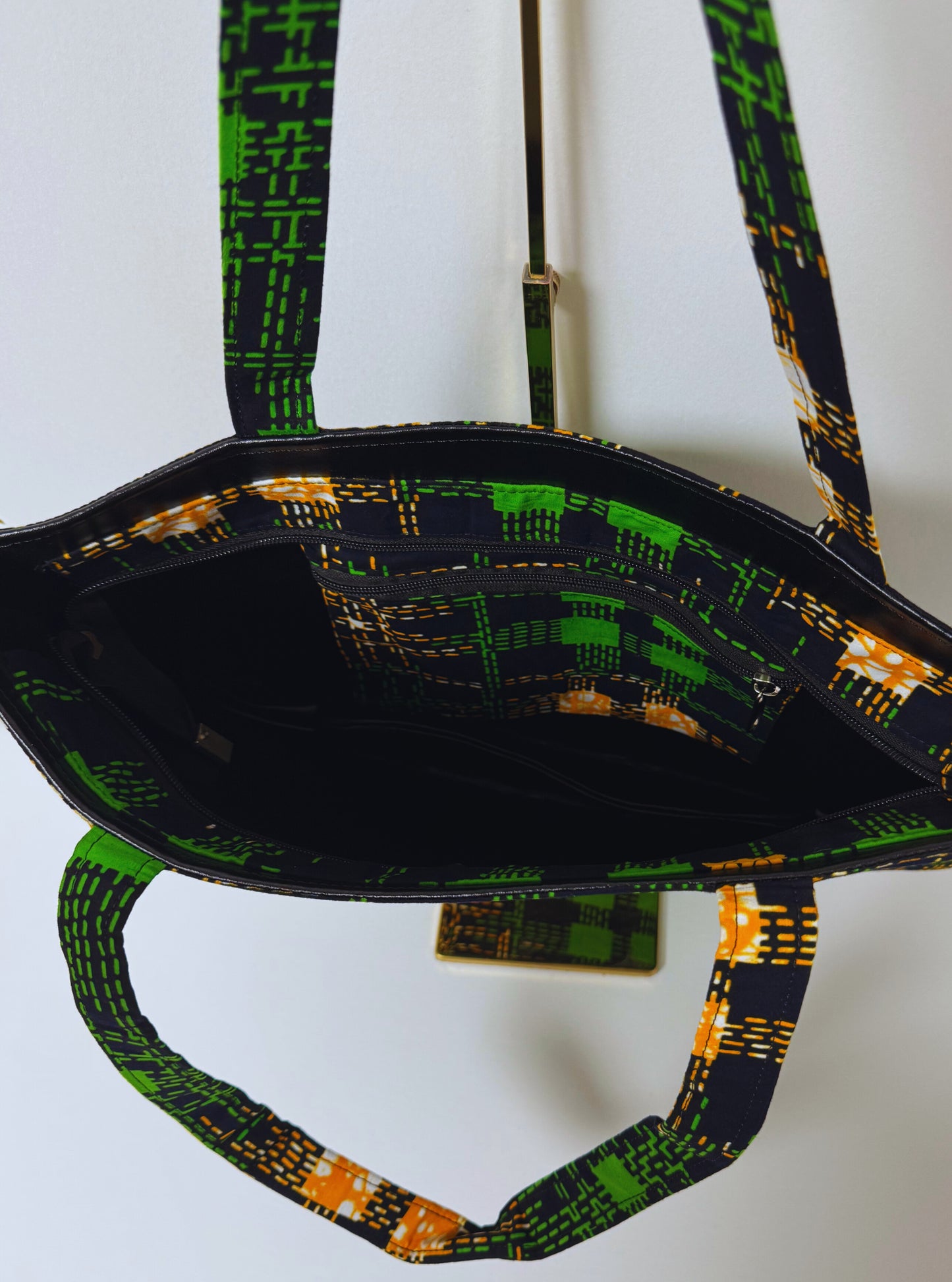 Afro Tote Handbags (Multicolor Green)