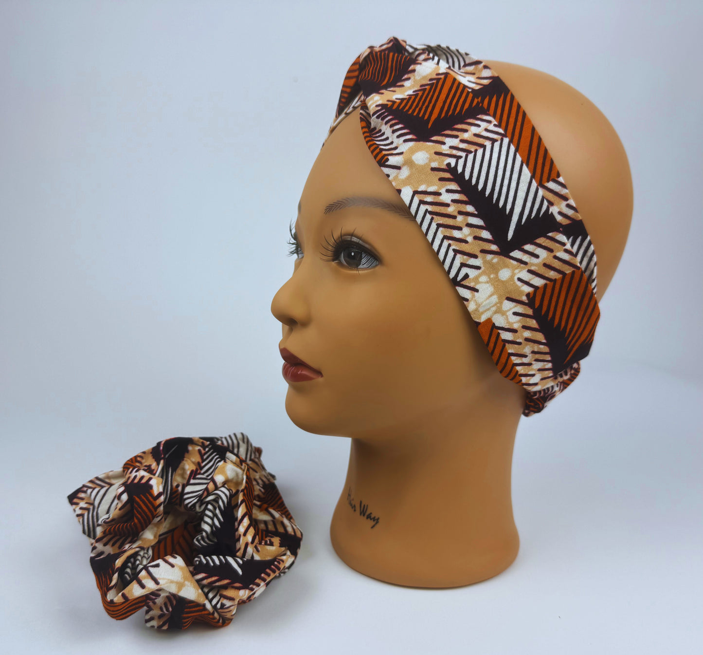 Afro Scrunchies brown tinga tinga