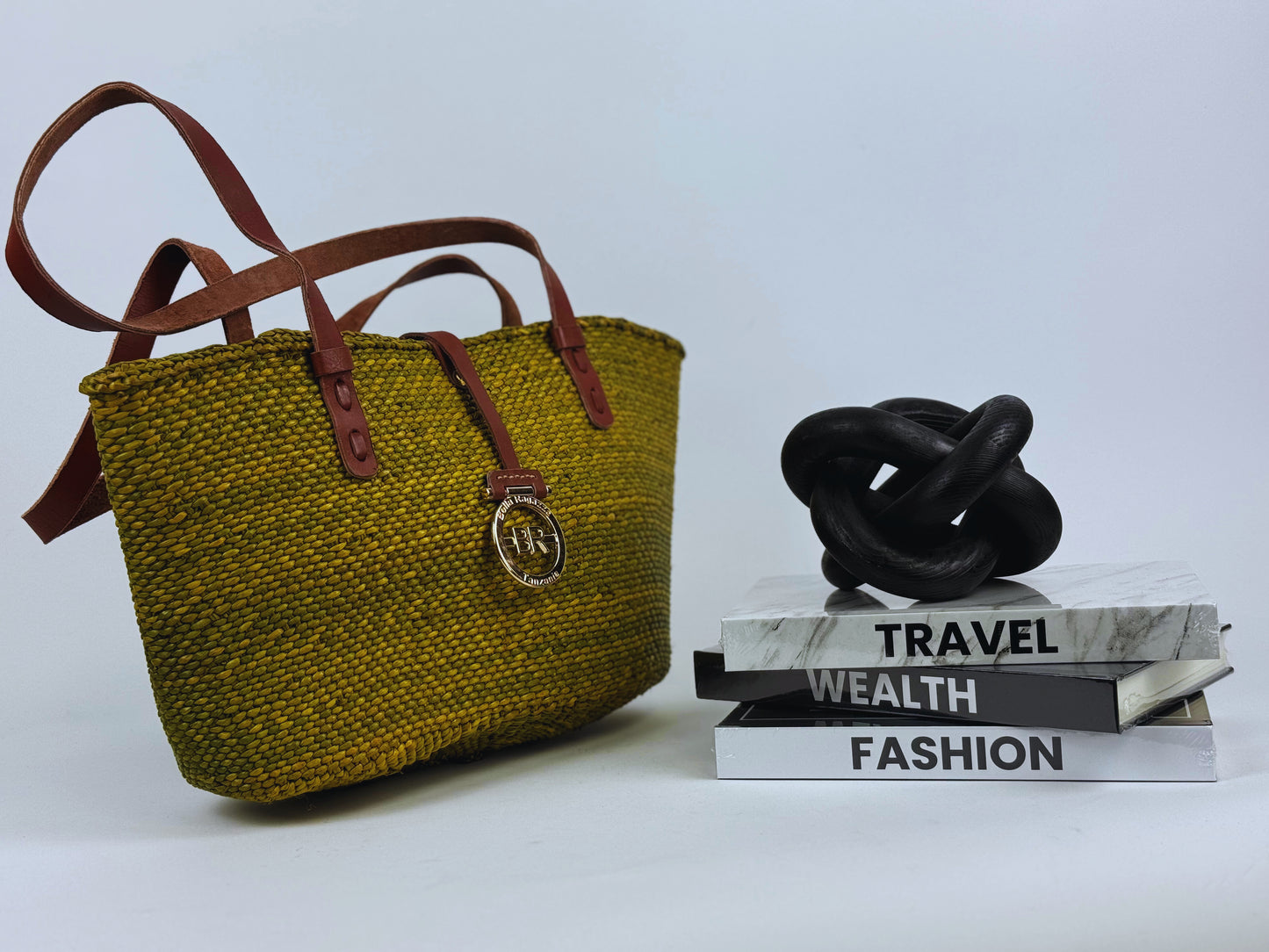 MALAIKA CHUMA Medium Green Bag