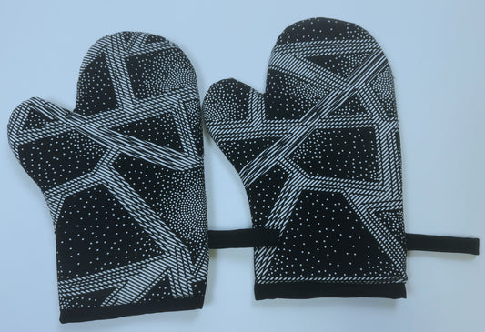 Kitchen Mittens ( Black & White)